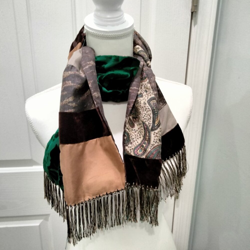 Scarf, Italian Burnout Velvet and Silk Patchwork, Fringed, Reversible, NWOT - Picture 5 of 14